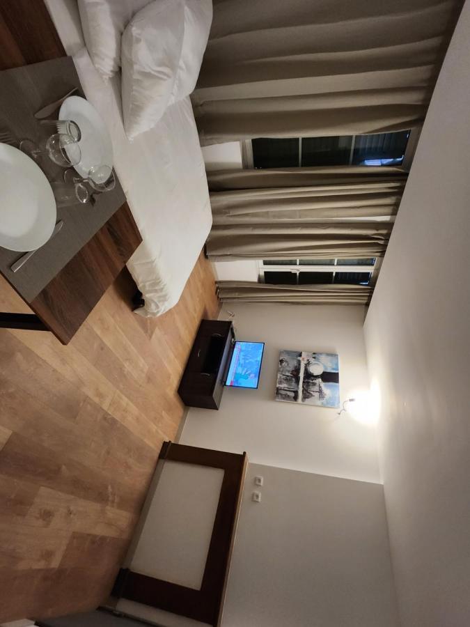 Studio Cozy Centre Ville Rdc Bar-le-Duc Ngoại thất bức ảnh
